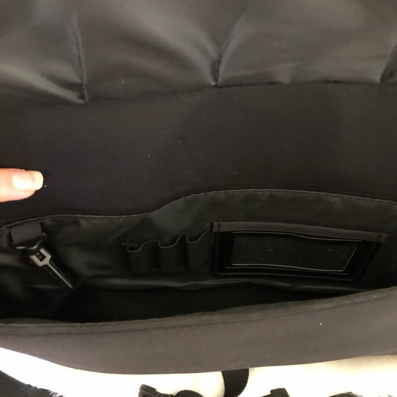 Targus laptop case - Picture 9 of 9